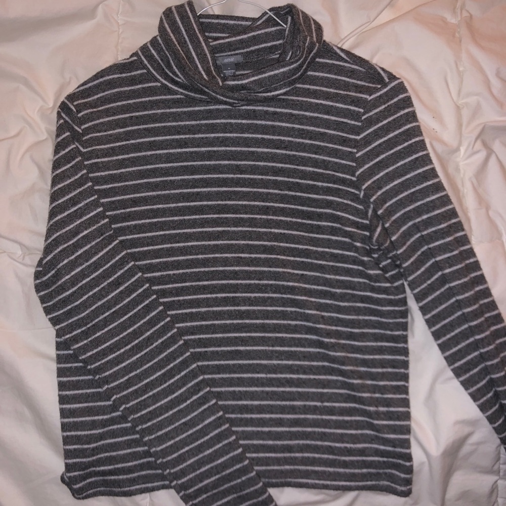 Aerie turtleneck